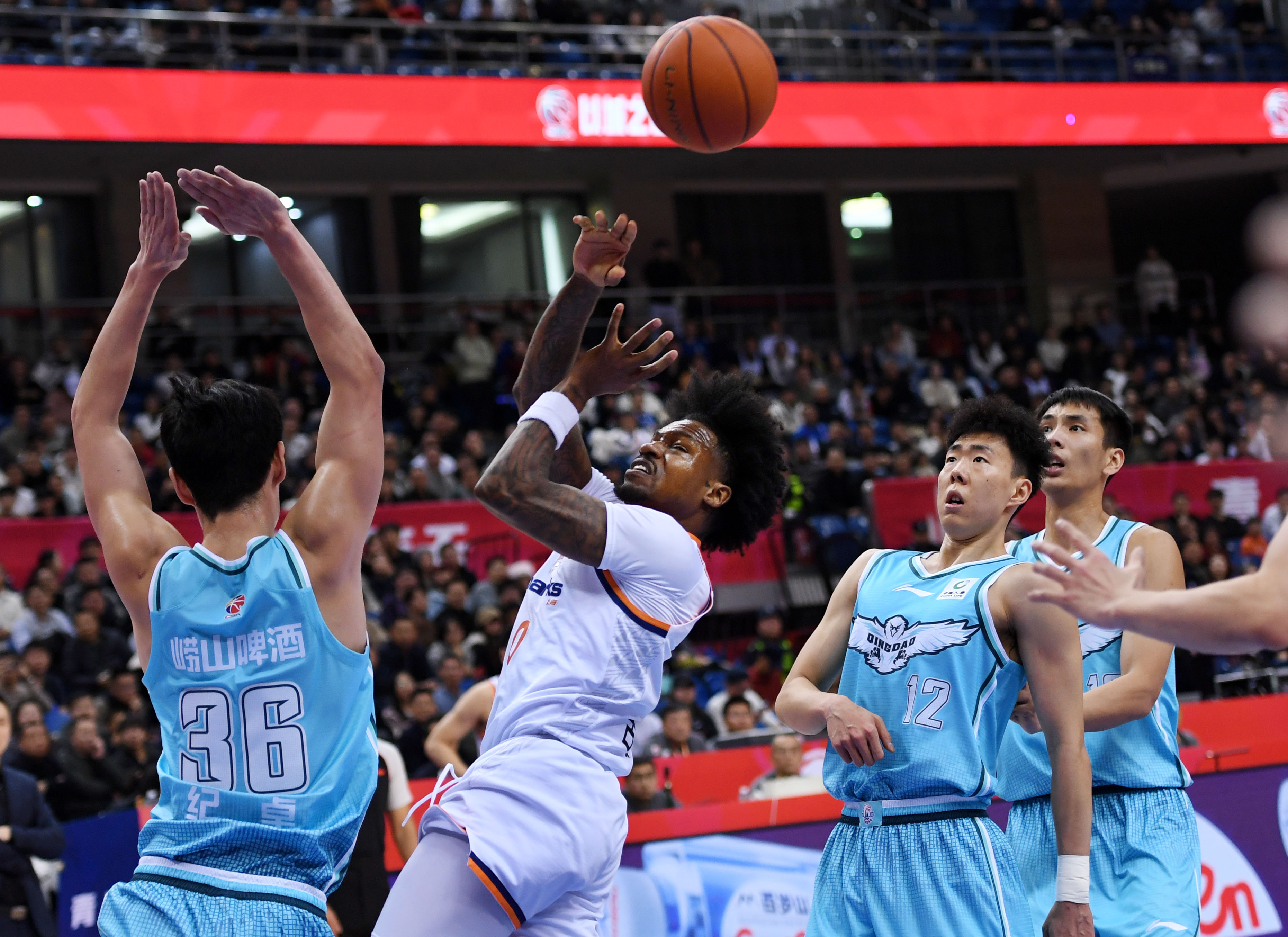 包含加时末段体能课后，上海久事防线松动备战CBA常规赛，态度坚定，资深球员宣示担当的词条